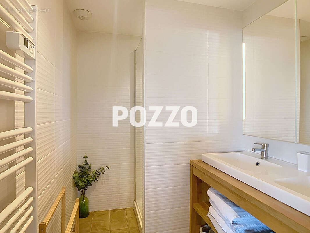 Maison à JULLOUVILLE