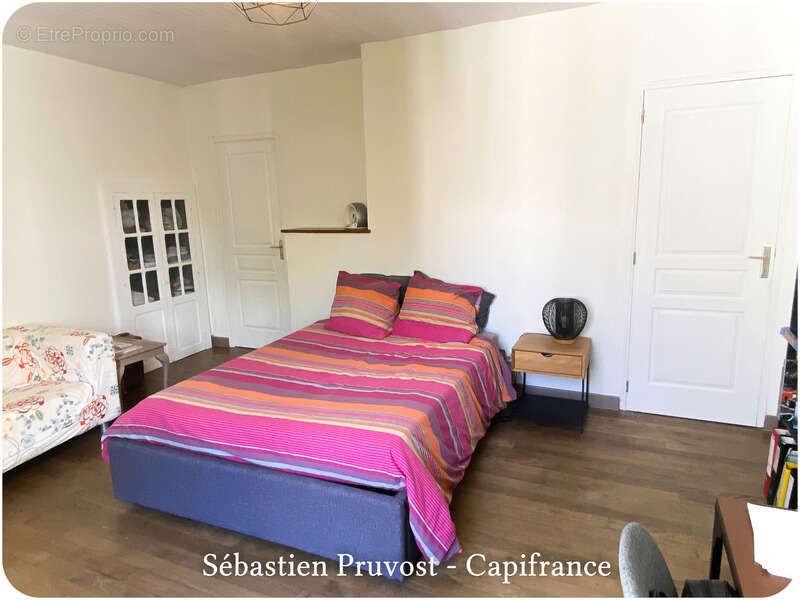 Maison à SAINT-PARDOUX-LA-RIVIERE