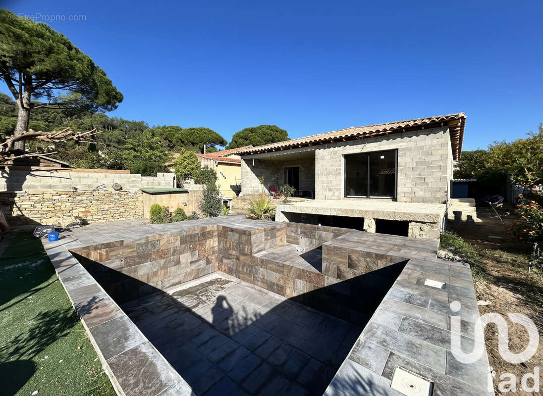 Photo 2 - Maison à TRESQUES