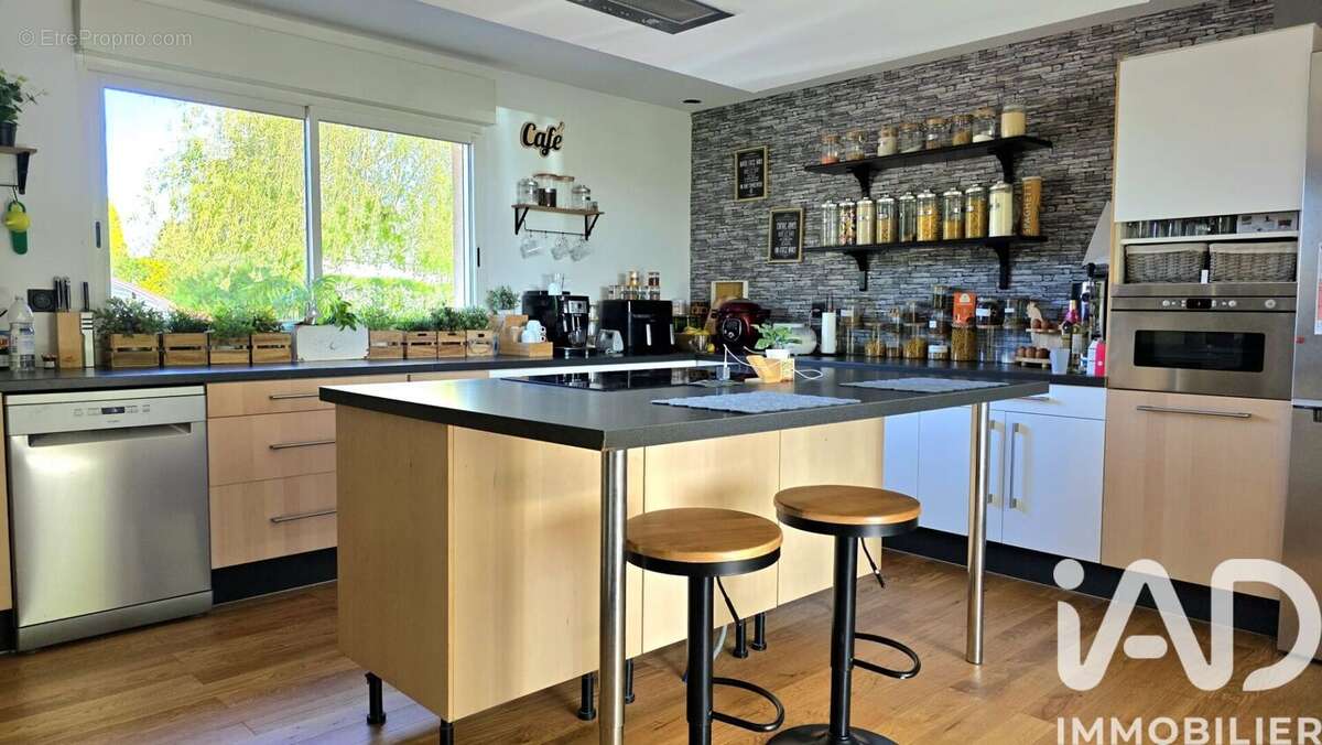 Maison 240 m² à Mathonville  - photo 8