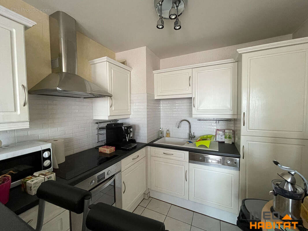 Appartement à LA CHAPELLE-DES-FOUGERETZ