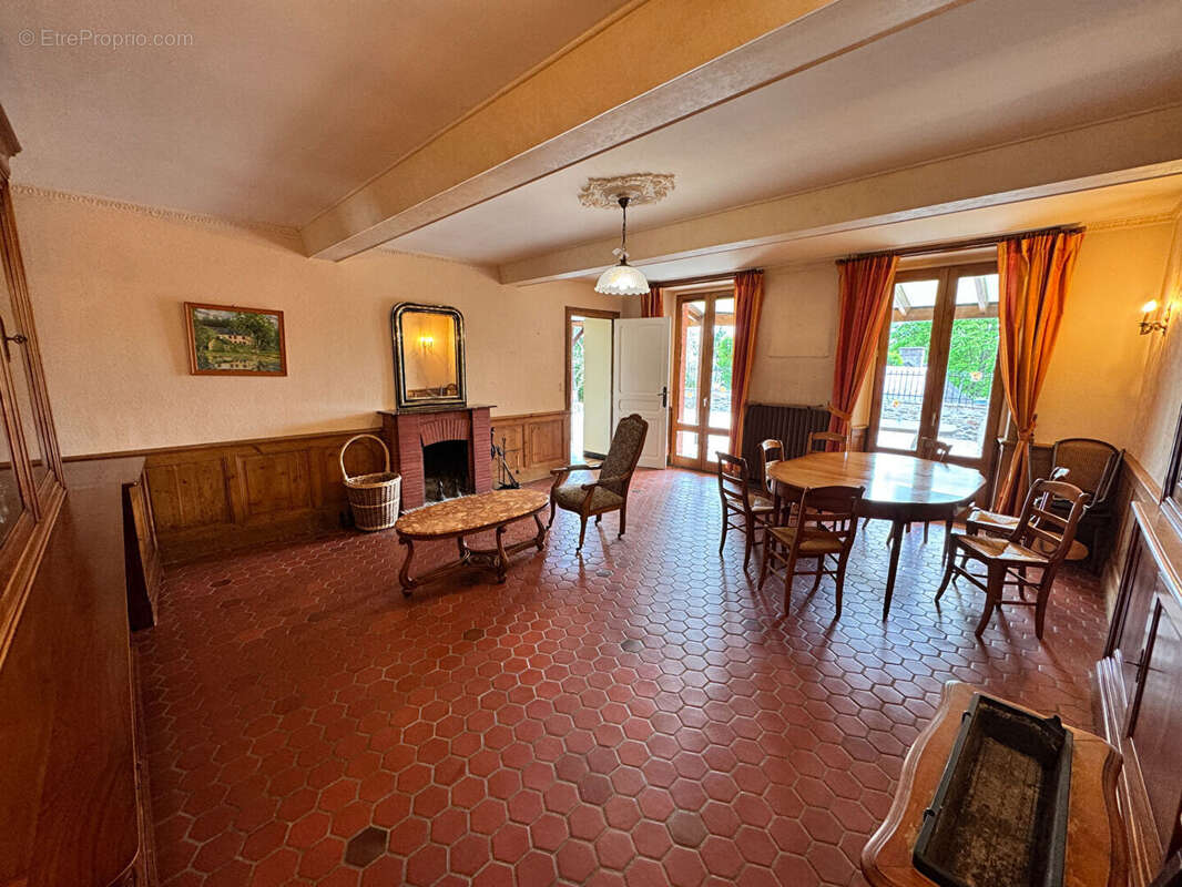 A vendre - Maison en pierre avec jardin bordé par la Vire - Saint-Lô - photo 7