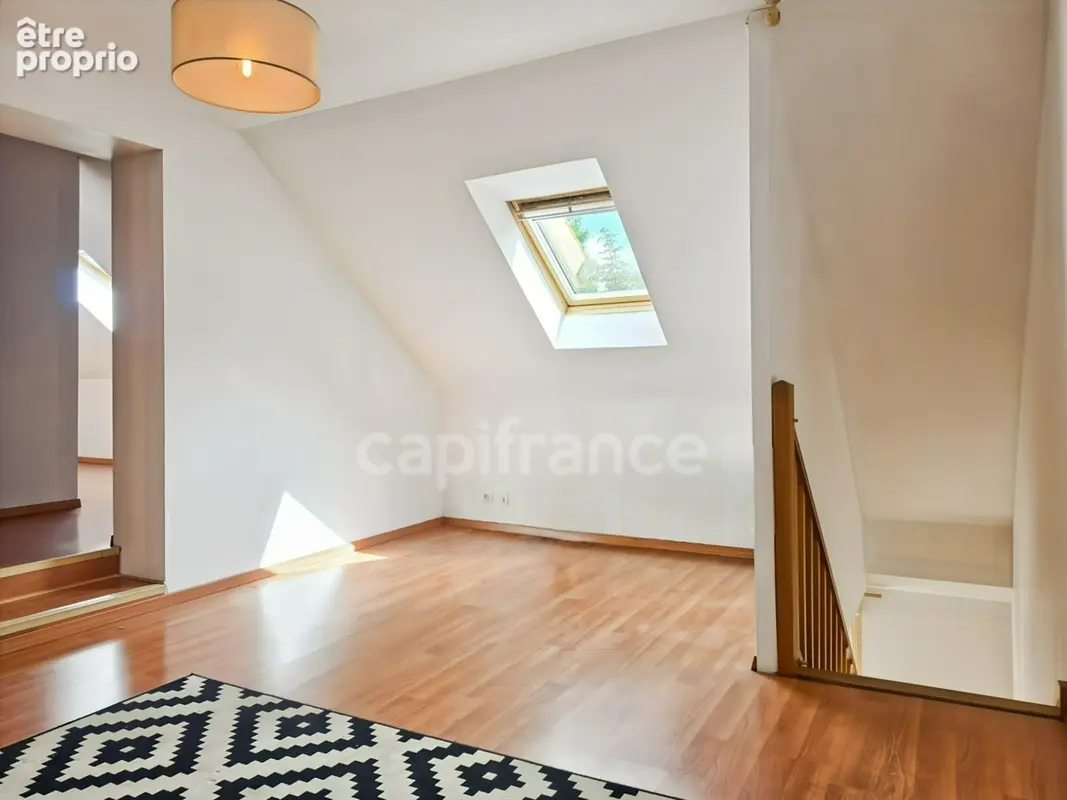 Un véritable espace de vie familial à Lombron : 210 m² et près de 3 000 m² de terrain - photo 11