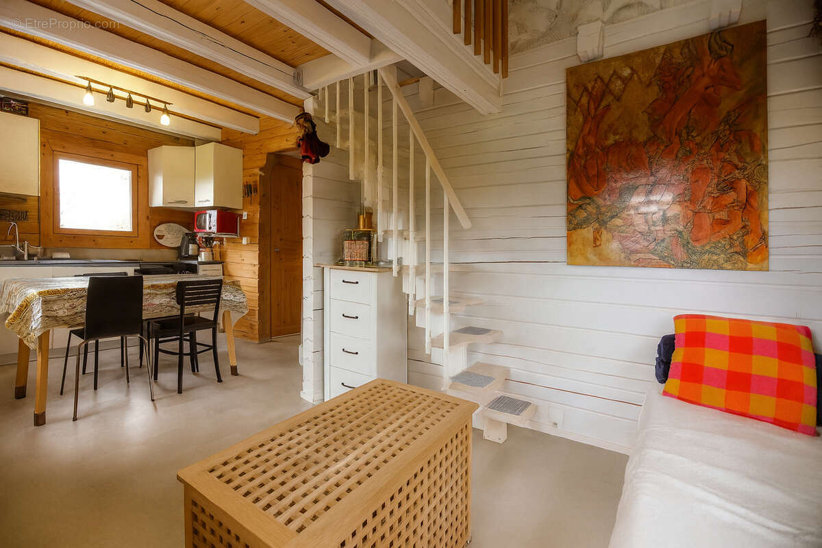 Maison à NEAUPHLE-LE-VIEUX