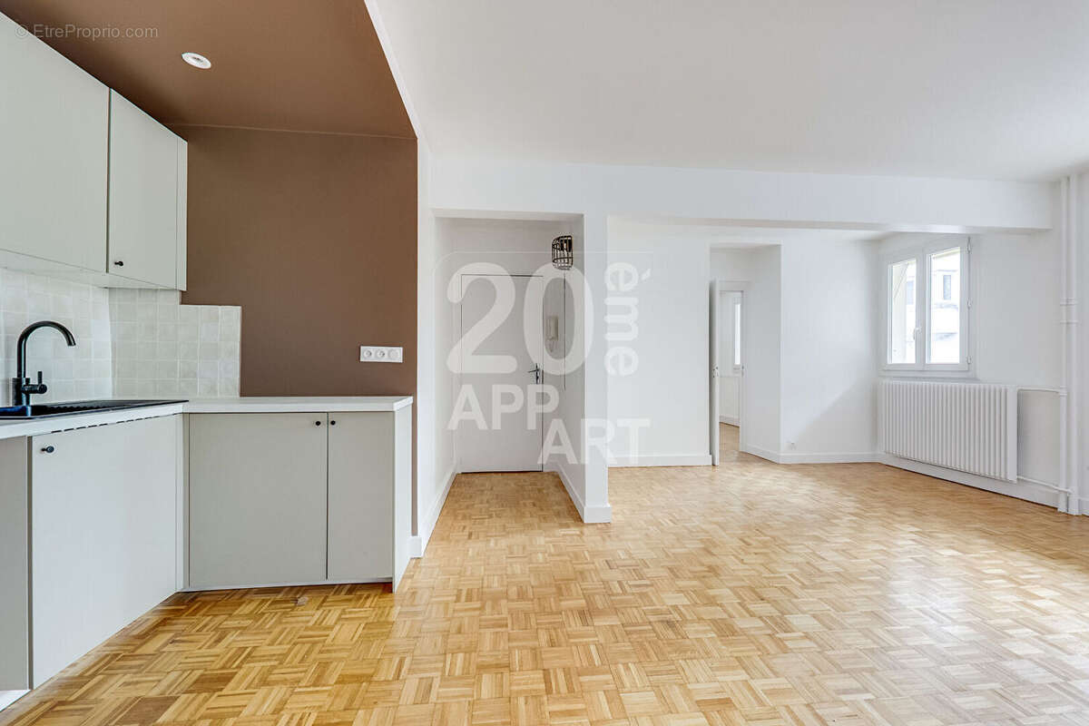 Appartement à PARIS-20E