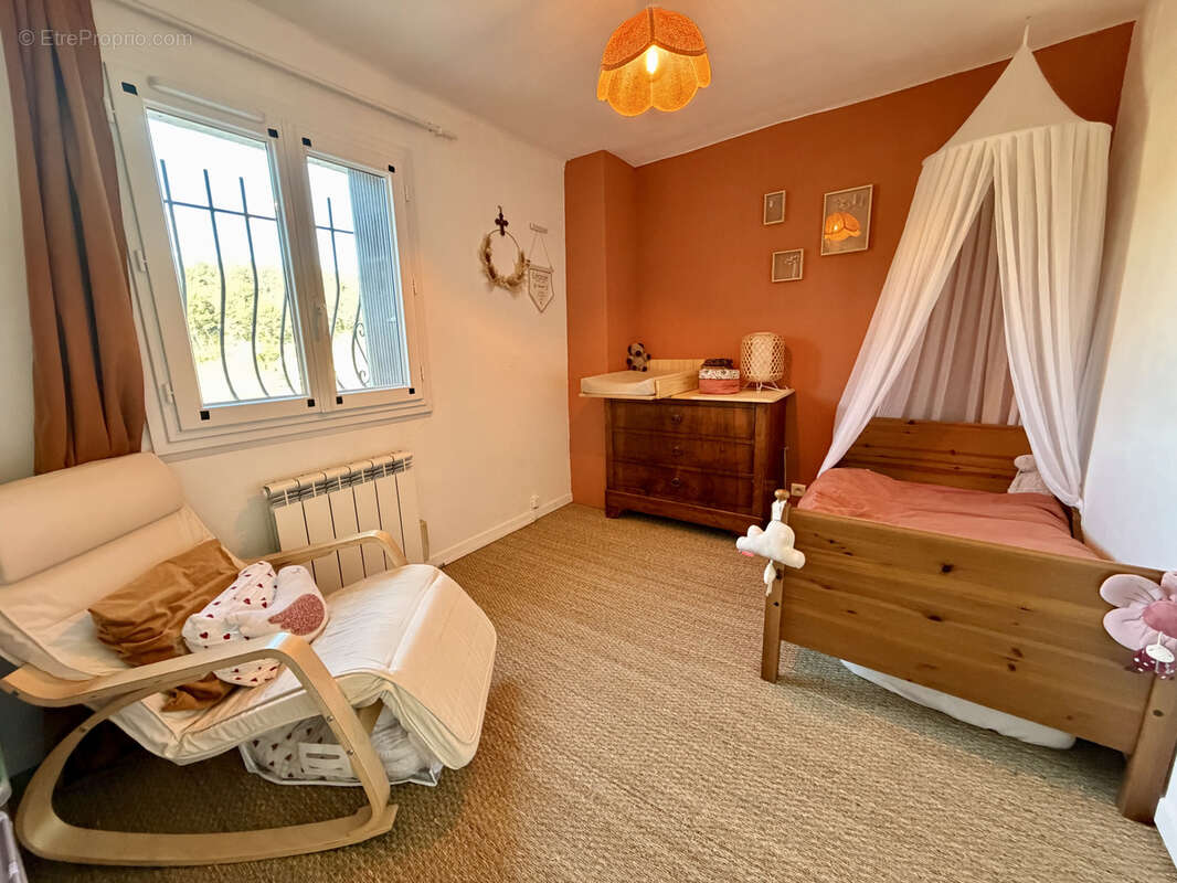 Appartement à MEYRARGUES