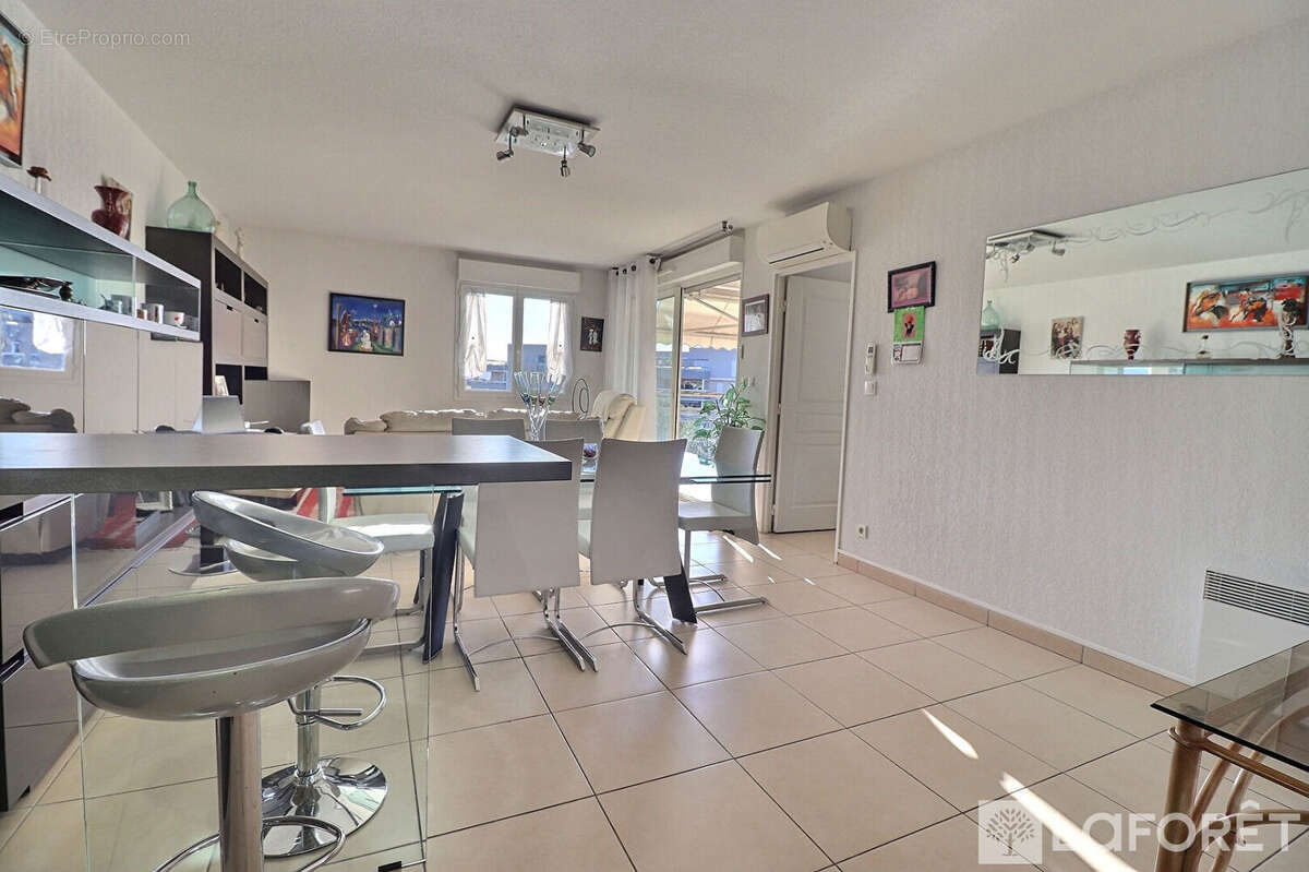 Appartement à SAINT-RAPHAEL