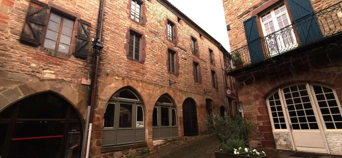 Appartement à CORDES-SUR-CIEL