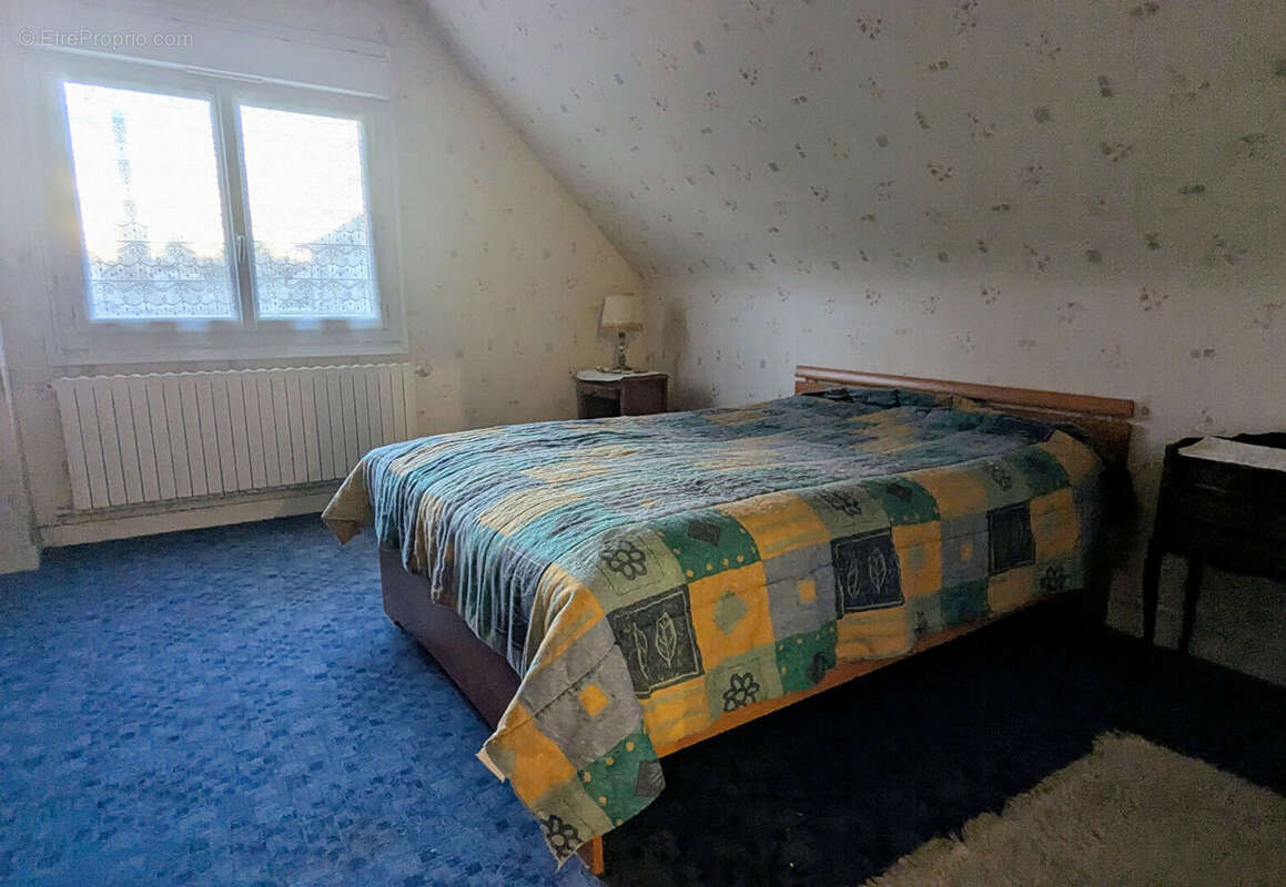 Maison à SAINT-MARTIN-DES-CHAMPS