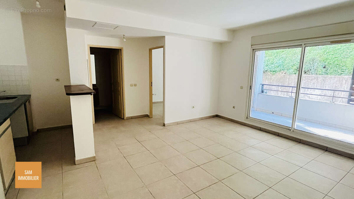 Appartement T2 44m2 Saint-Denis Bas de la Rivière - photo 4