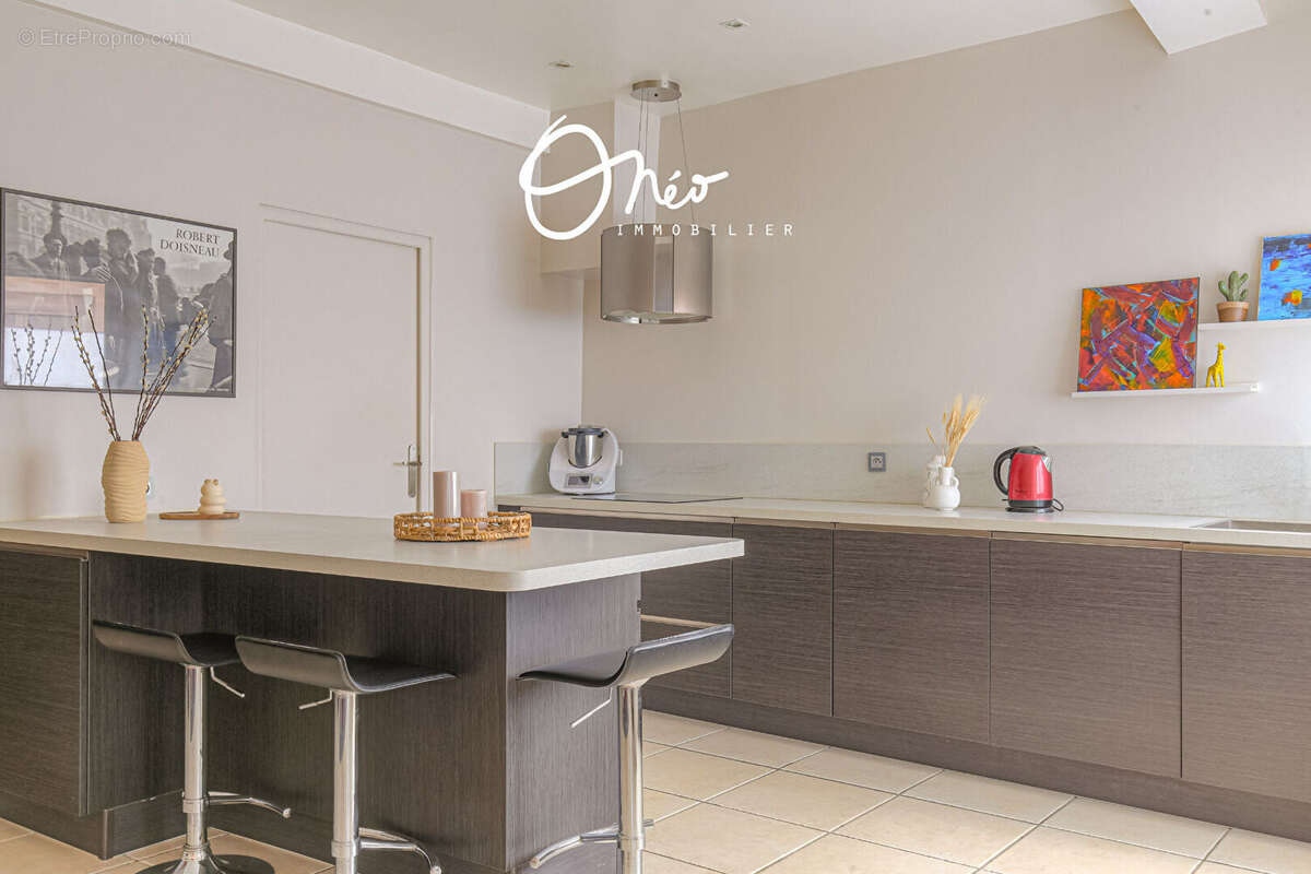 Maison à SAINT-GENIS-LAVAL