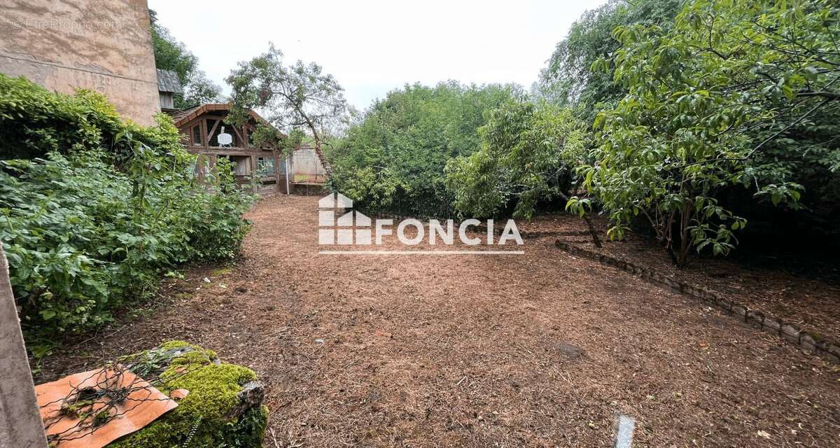 Appartement à CHARLIEU