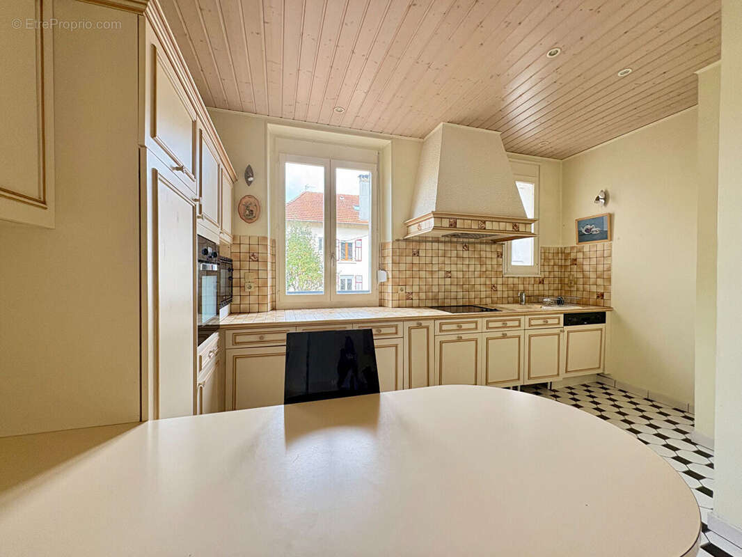 Maison à REMIREMONT