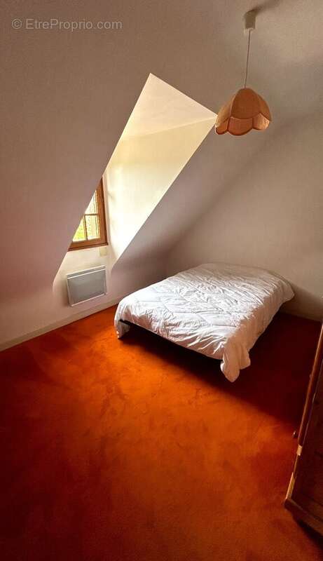 Maison à CORNE