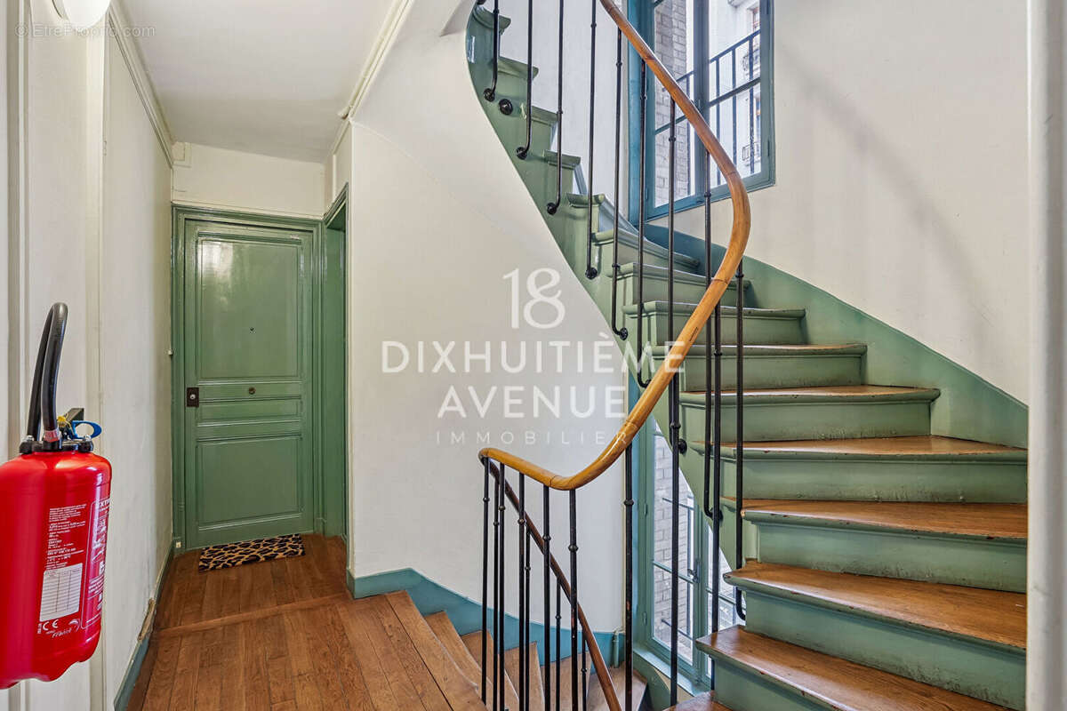 Appartement à PARIS-18E