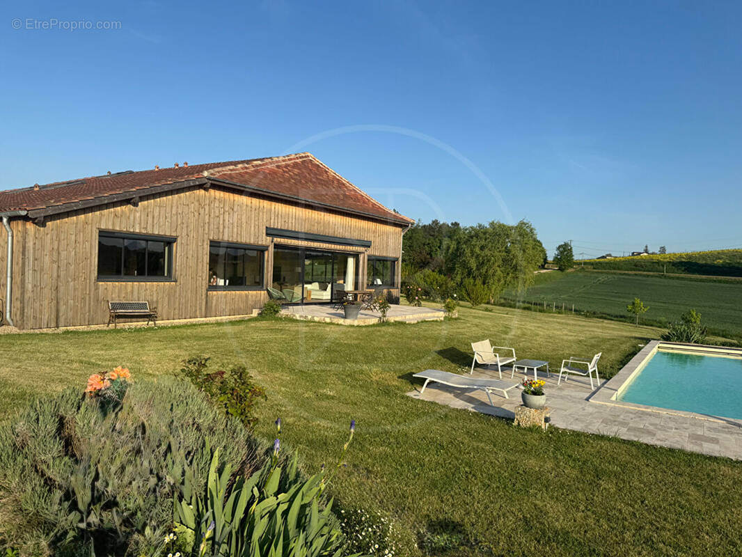 Maison à DURAS