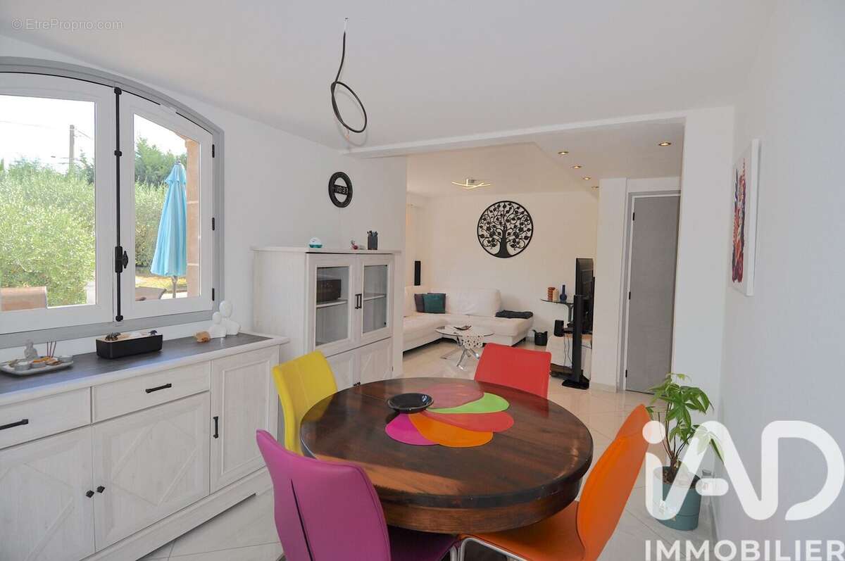 Photo 9 - Maison à SAINT-HILAIRE-DE-BRETHMAS