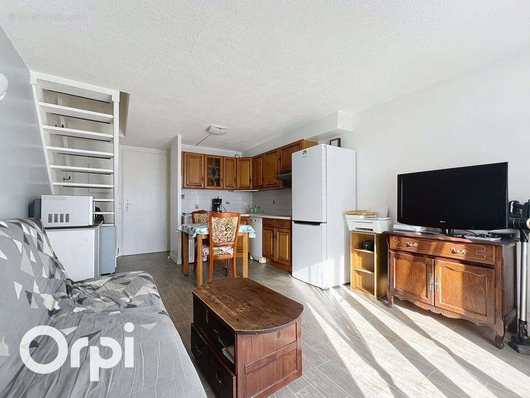 Appartement à VILLENEUVE-LOUBET