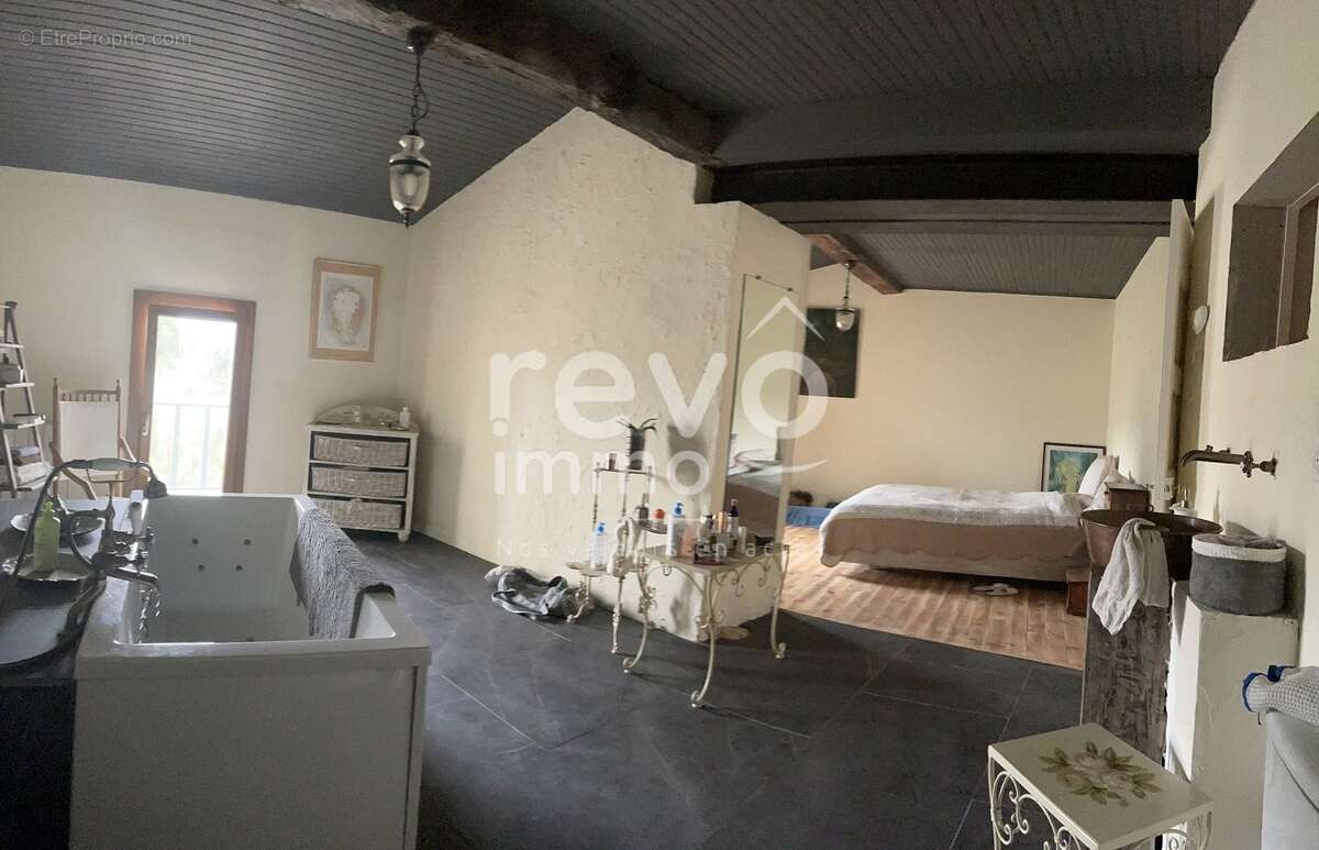 Maison à SAINT-MAURICE-SUR-EYGUES