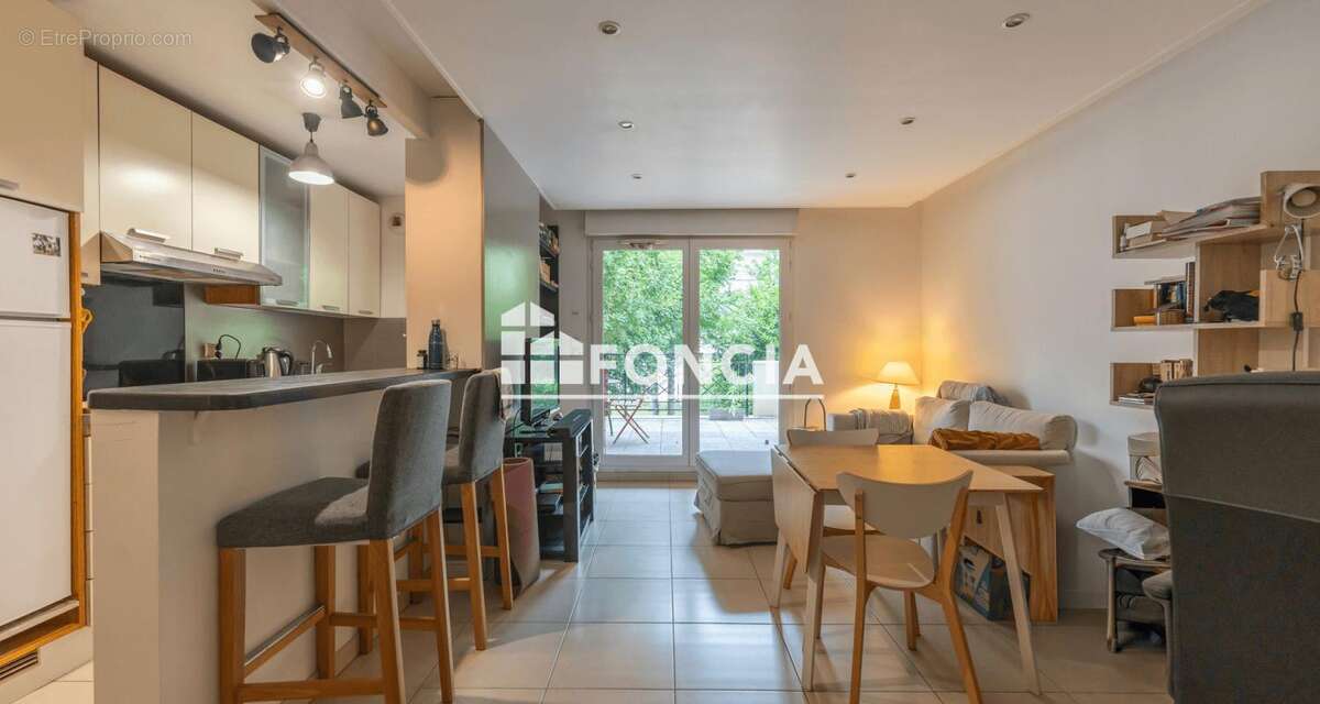 Appartement T3 de 57 m² avec terrasse de 20 m², balcon et parking – Noisy-le-Grand - photo 2