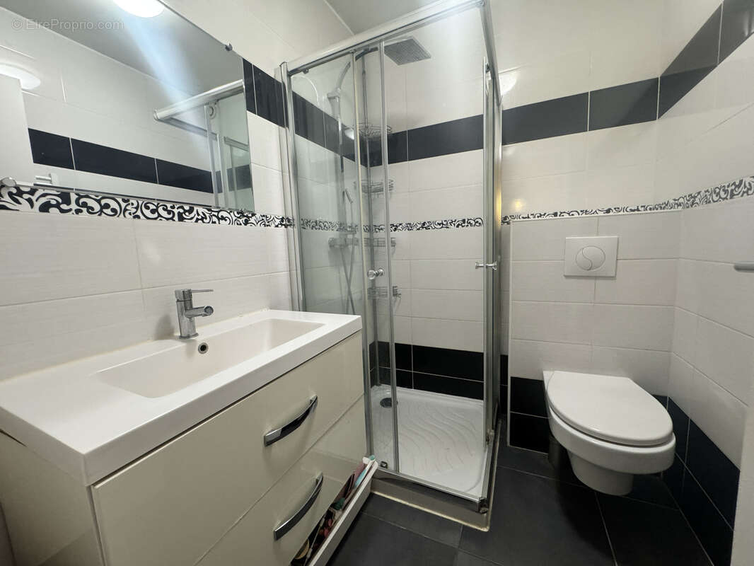 Maison à MEZIERES-SUR-SEINE