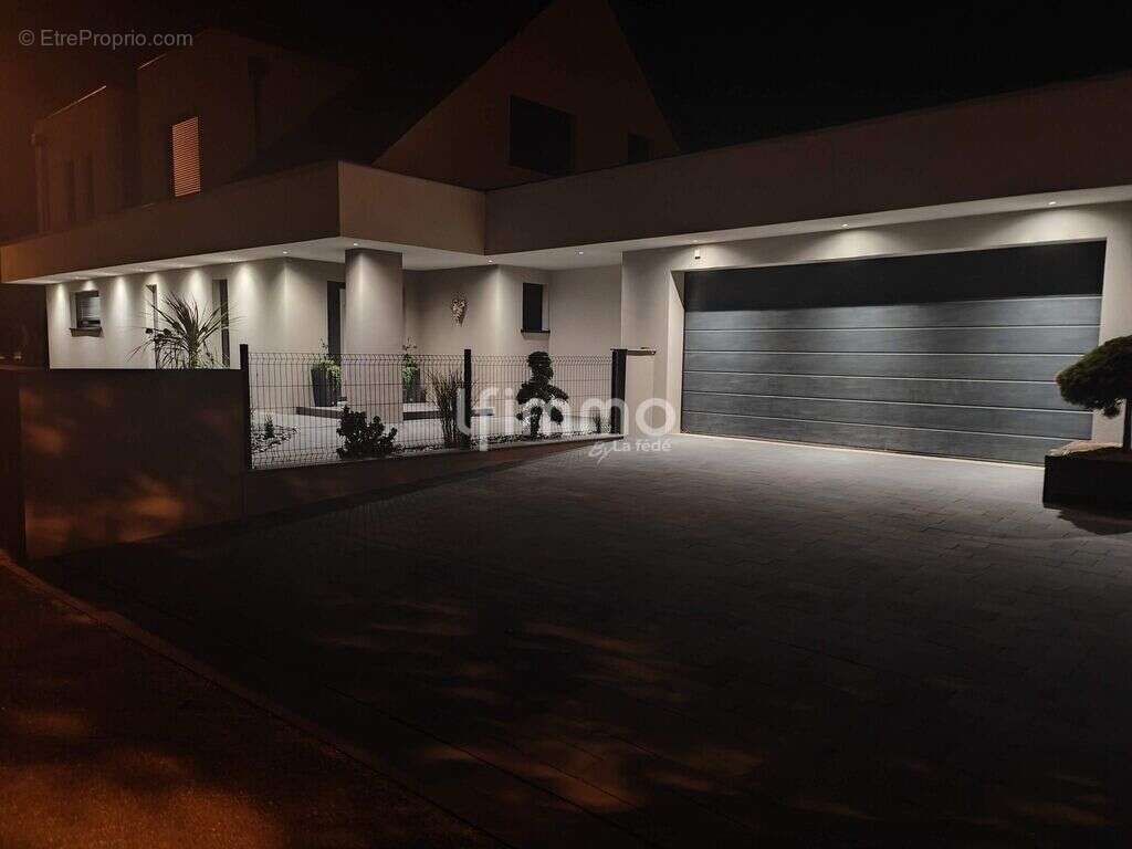 Maison d'Exception de 187m2 avec Piscine intérieure - photo 5