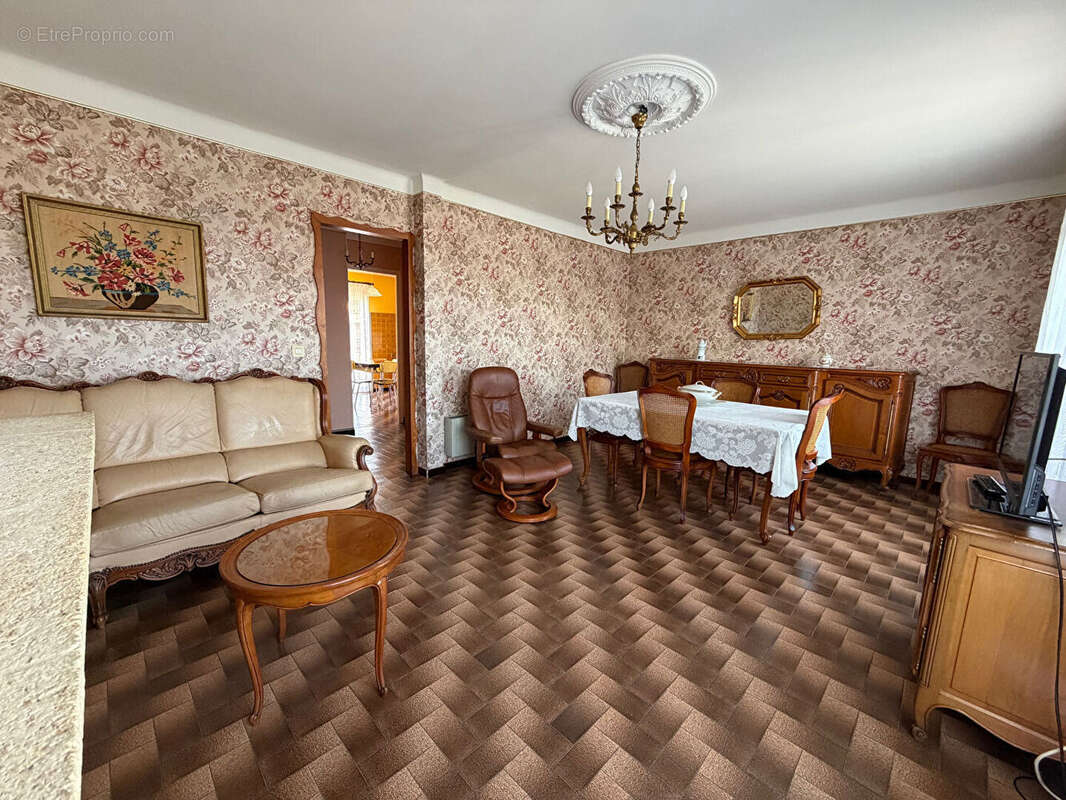 Maison à BOMPAS
