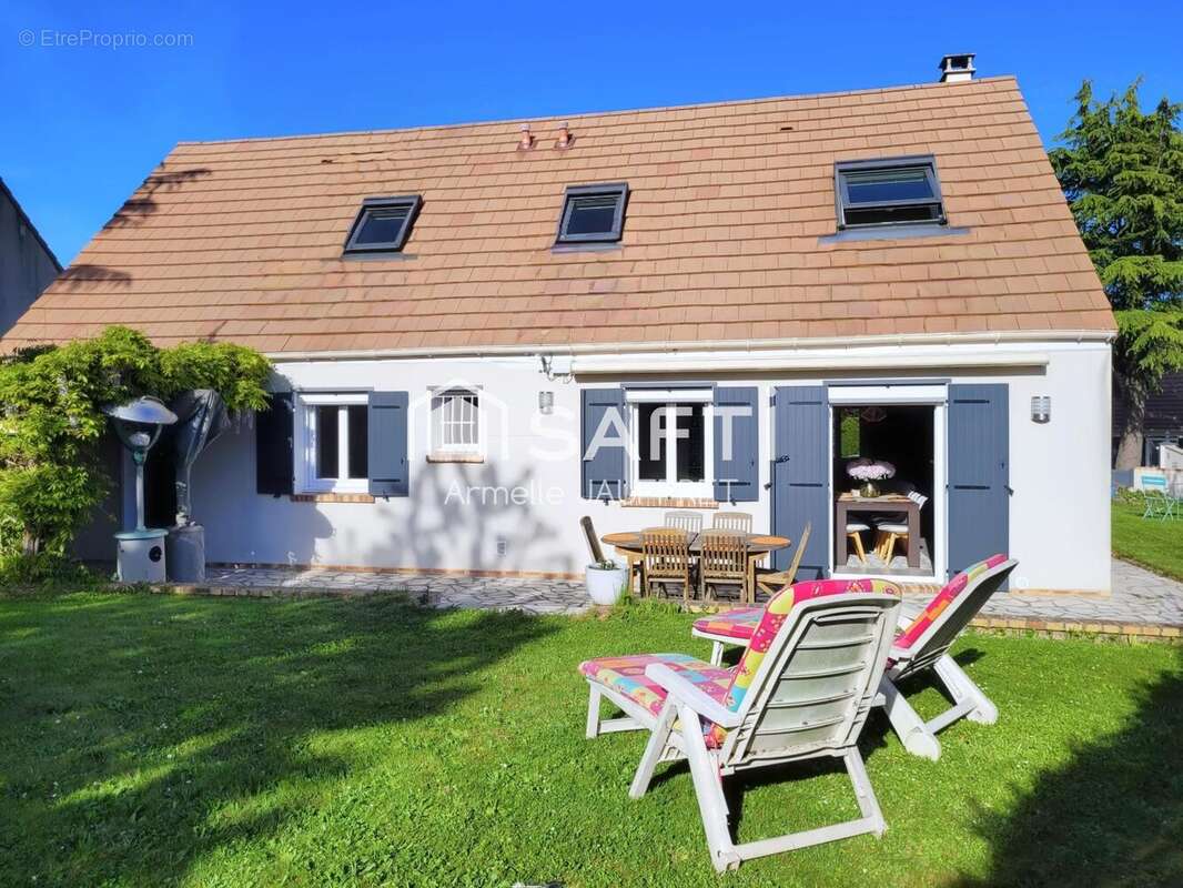 Photo 3 - Maison à ATTAINVILLE