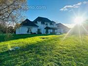 Maison à PONT-L&#039;EVEQUE
