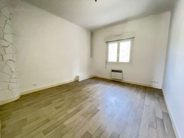 Appartement à LORGUES