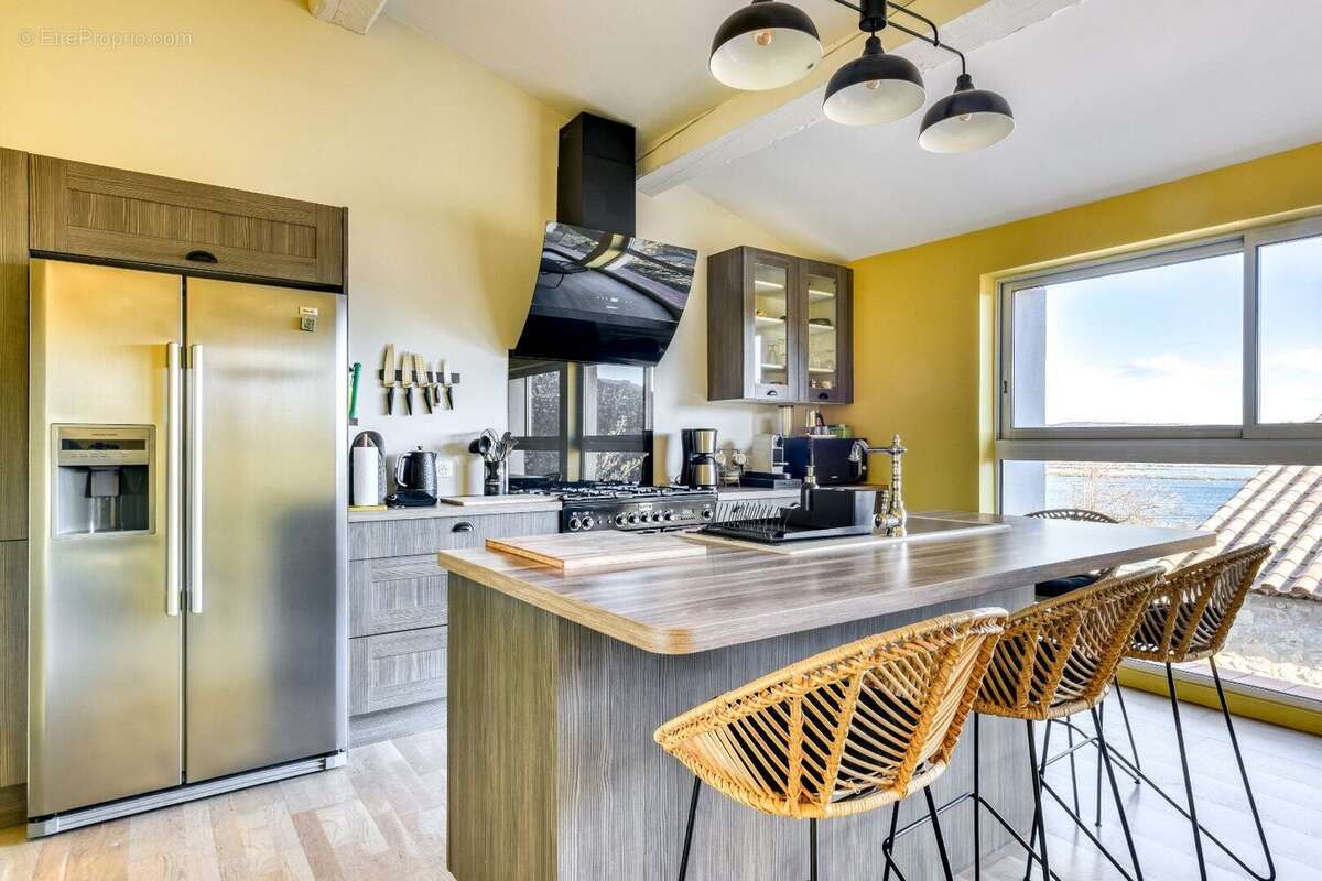 A Peyriac de mer,  maison + appartement, vue étangs. - photo 8