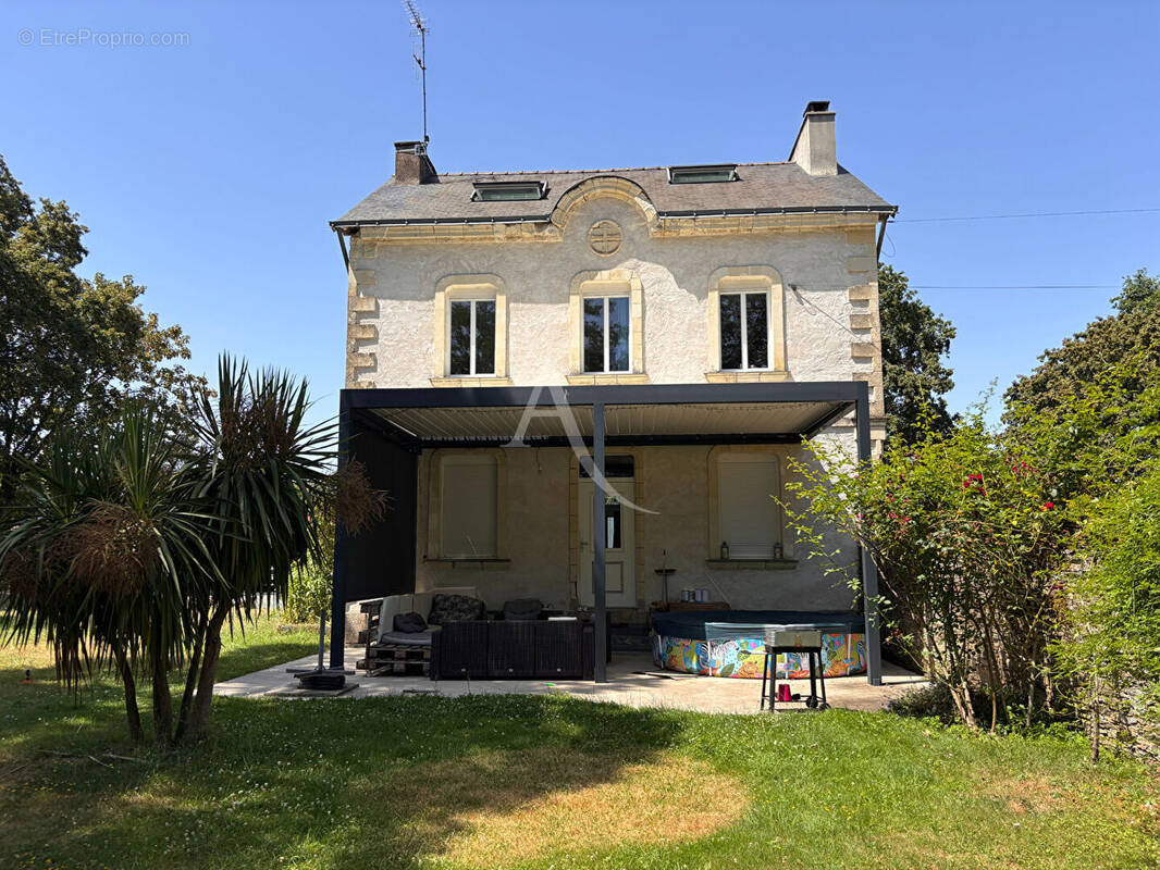 Maison à NOZAY