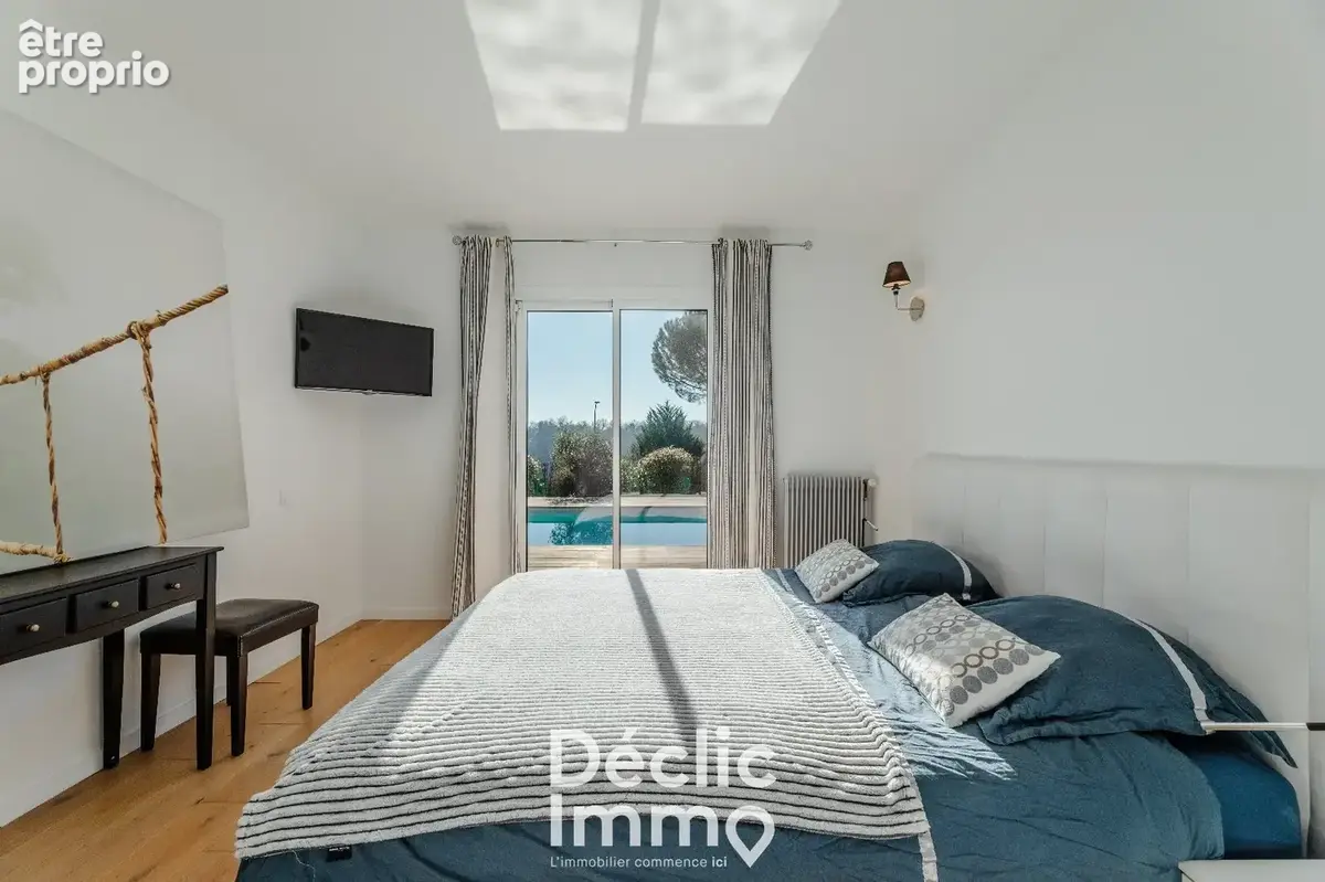 À vendre maison contemporaine 5 chambres, piscine et un T2 indépendant à Bouliac - photo 9
