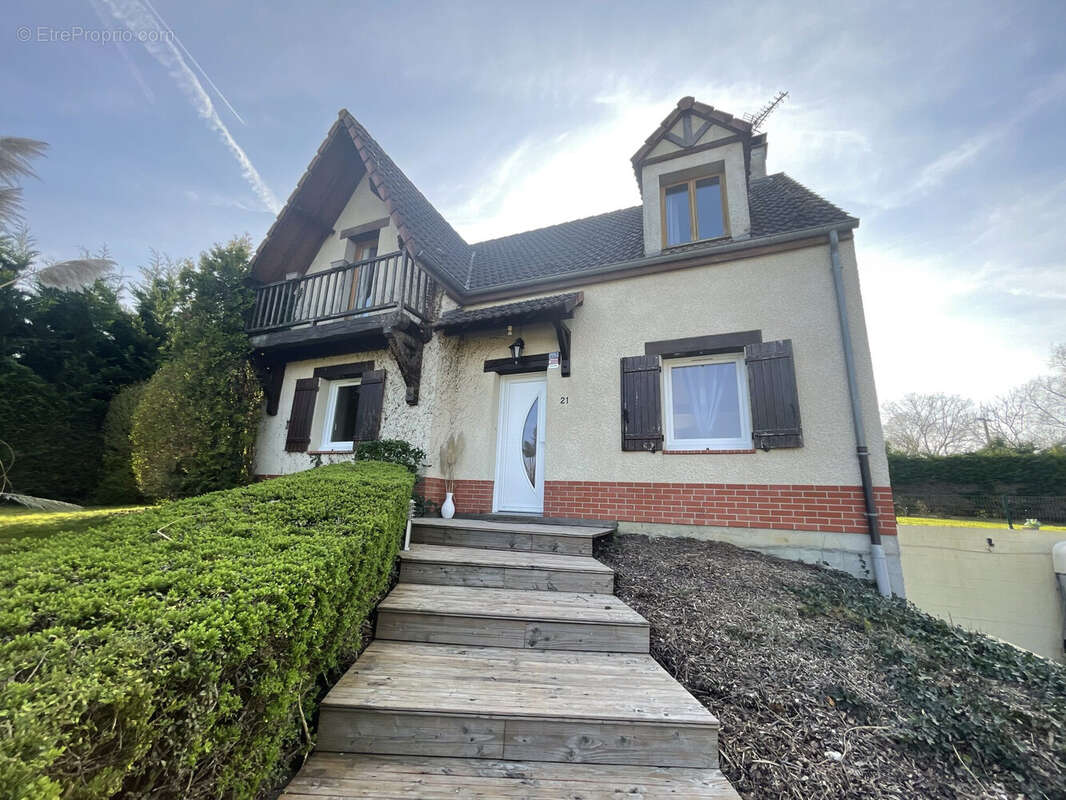 Maison à SAULZOIR