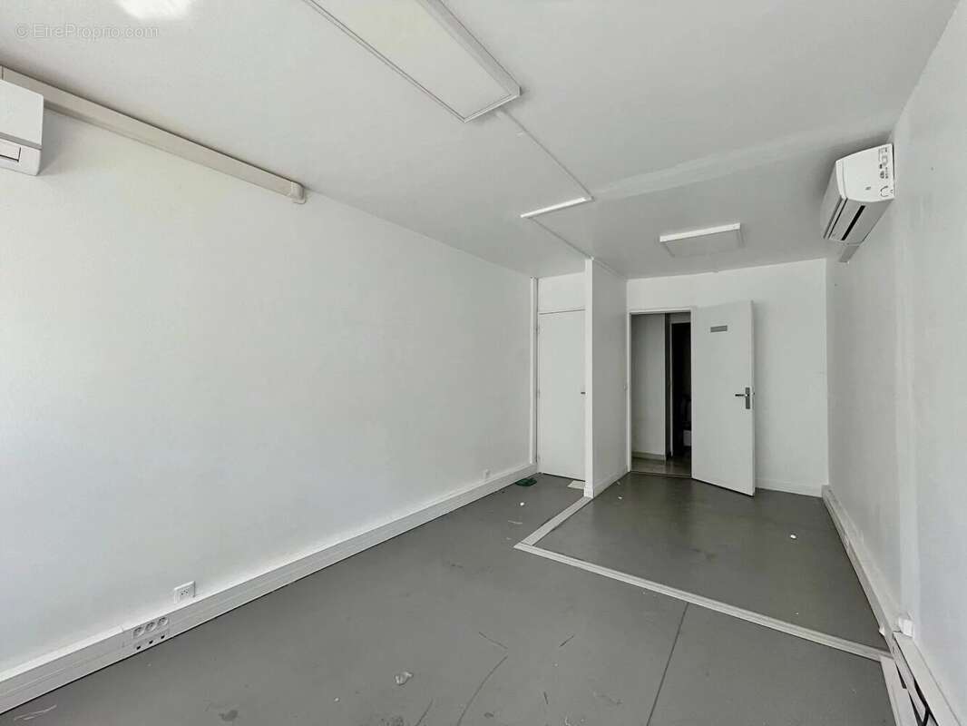 Appartement 80 m² à Puteaux  - photo 8