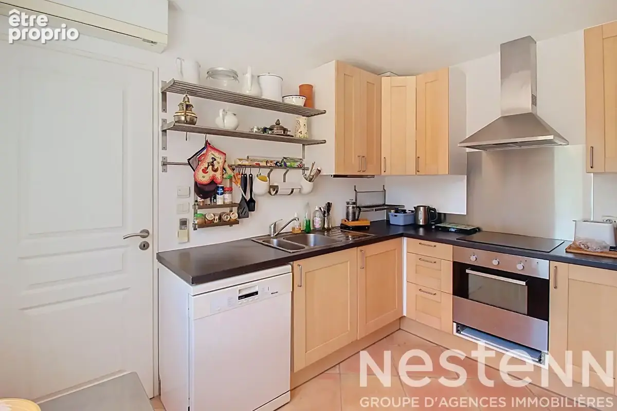 A VENDRE DRAGUIGNAN sur les hauteurs - Maison T5 4 chambres, piscine, terrain plat - photo 9