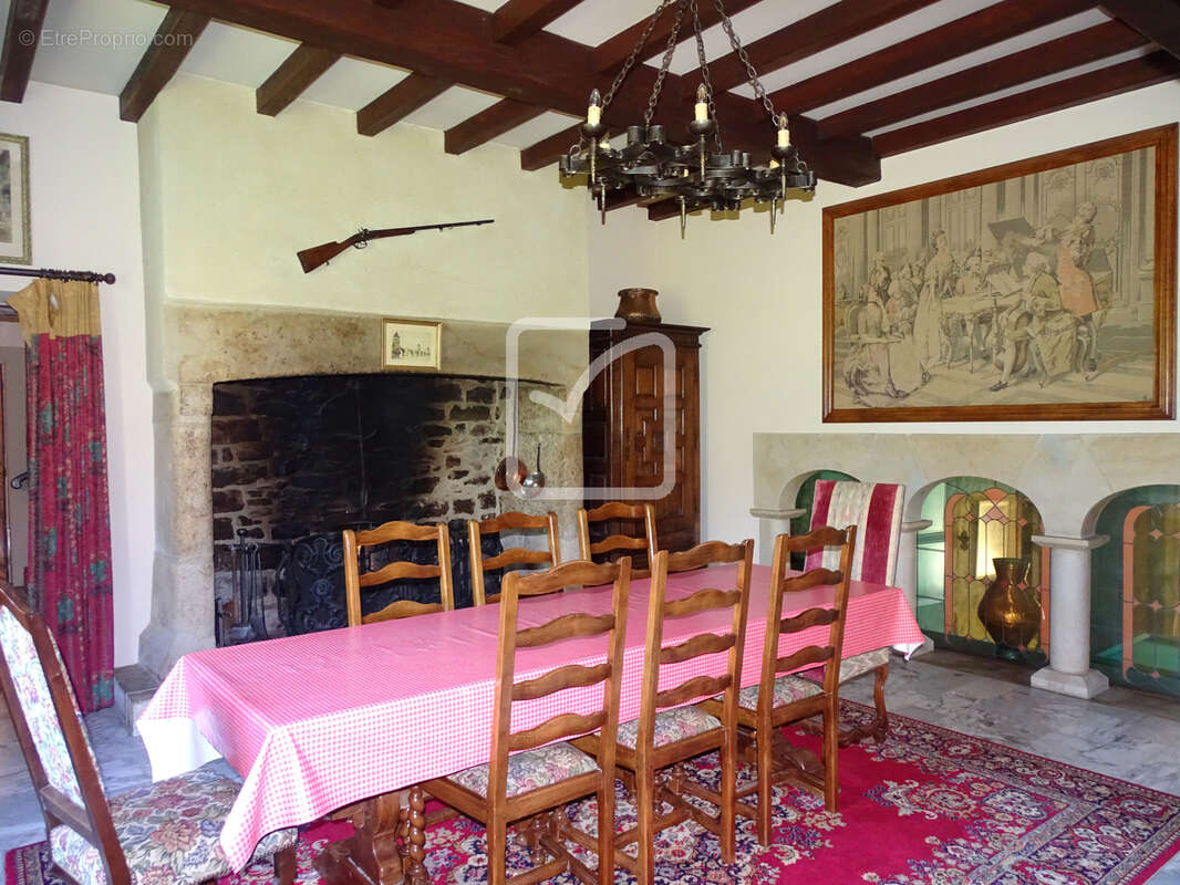 Maison à SAINT-CERE