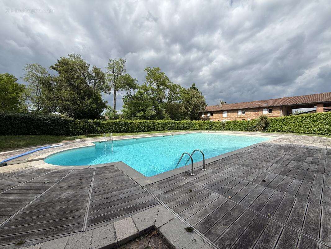 Appartement à RAMONVILLE-SAINT-AGNE