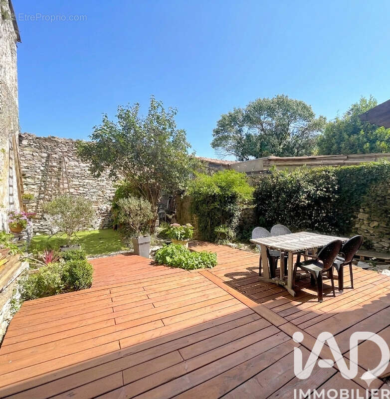 Photo 3 - Maison à LUSSAN