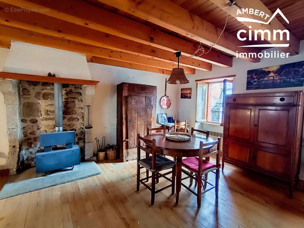 Maison à LA CHAPELLE-AGNON