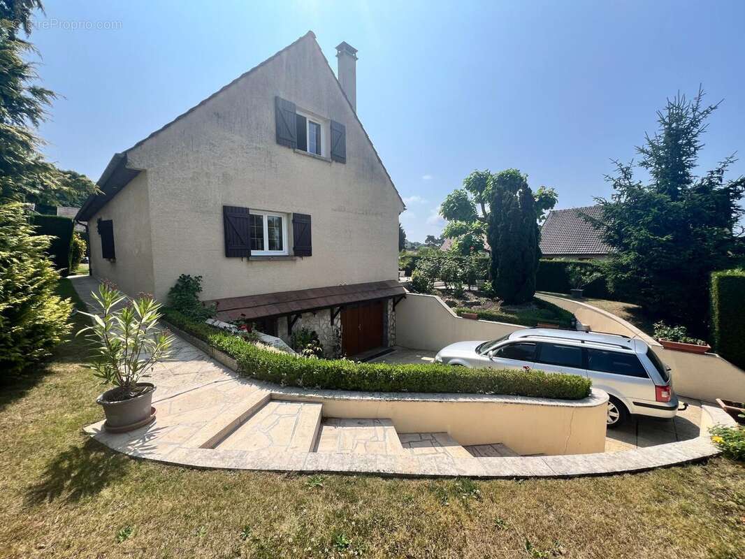 Photo 3 - Maison à VILLERS-COTTERETS