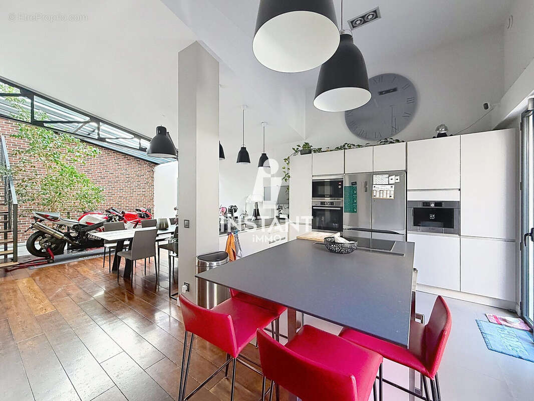 Appartement à NOGENT-SUR-MARNE
