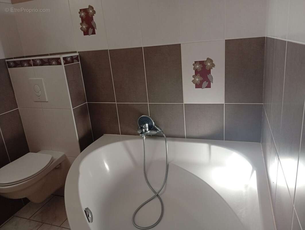 Appartement à MEROUX