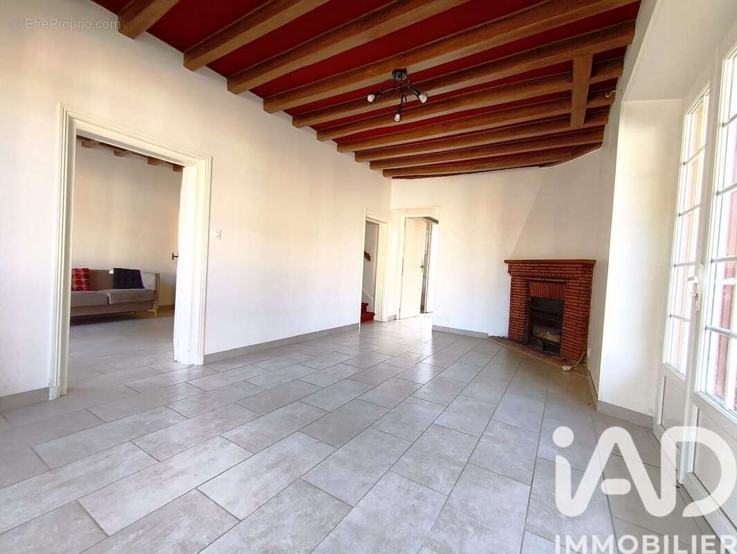 Maison 75 m² à Noyen-Sur-Seine  - photo 2