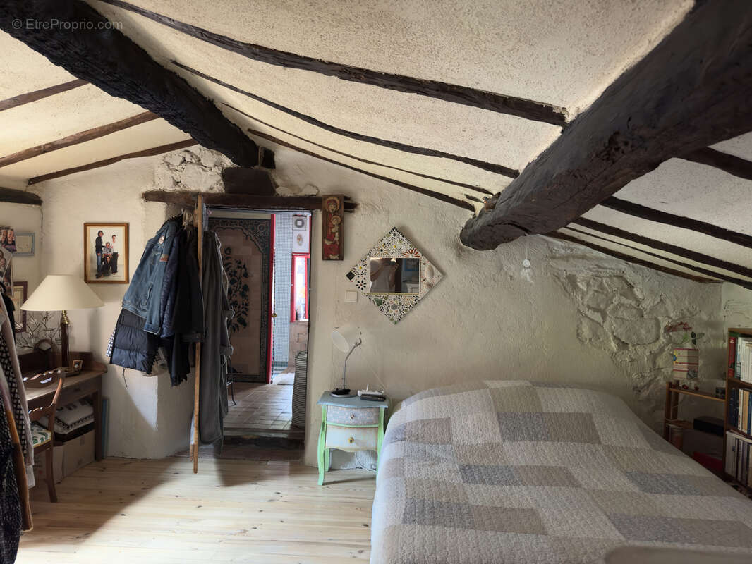 Maison à SAINT-CLEMENT-SUR-VALSONNE