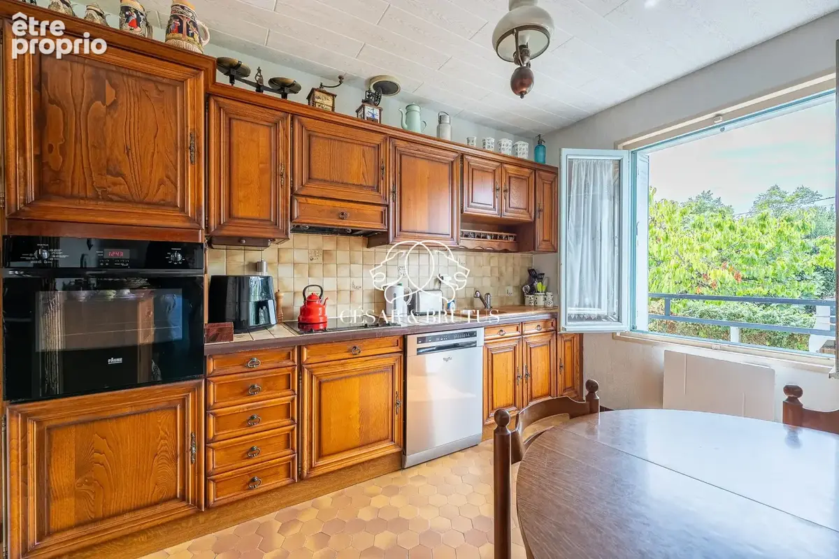 Maison 5 pièces 82 m² à vendre à Saint-Priest (69800) - photo 9
