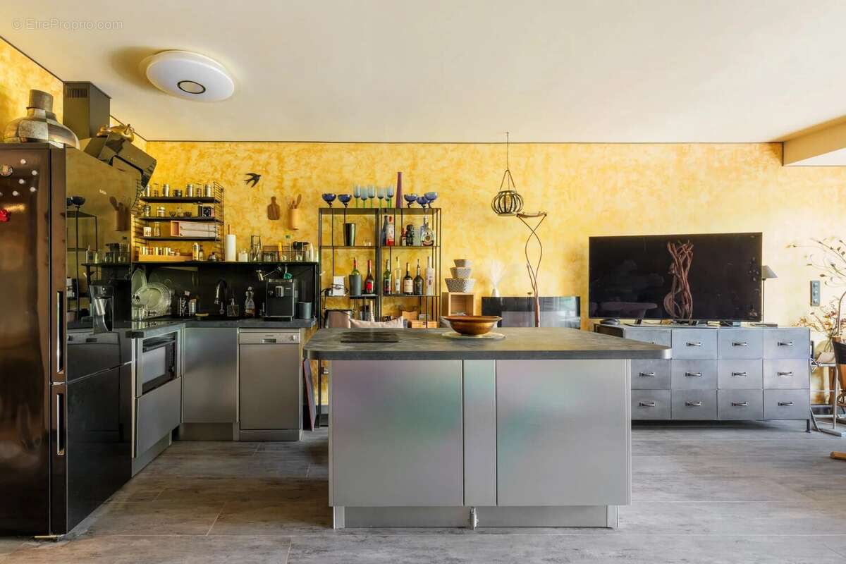 Grand studio en Front de mer - Saint Laurent du var - photo 6