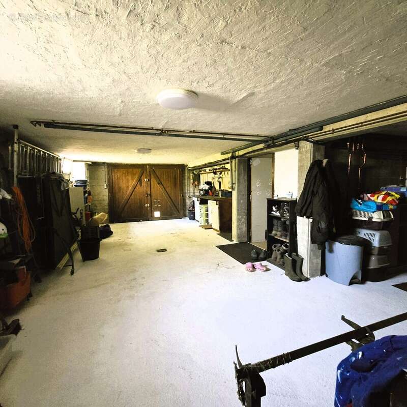 Maison à SAINT-CYR-SUR-MENTHON