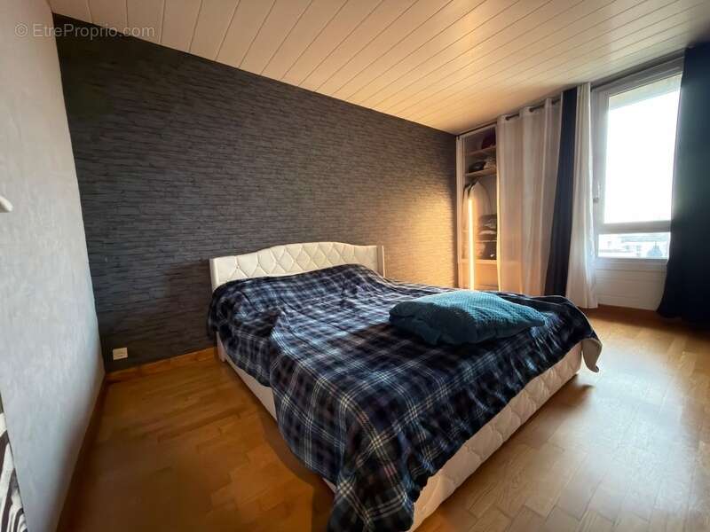 Appartement à ELANCOURT