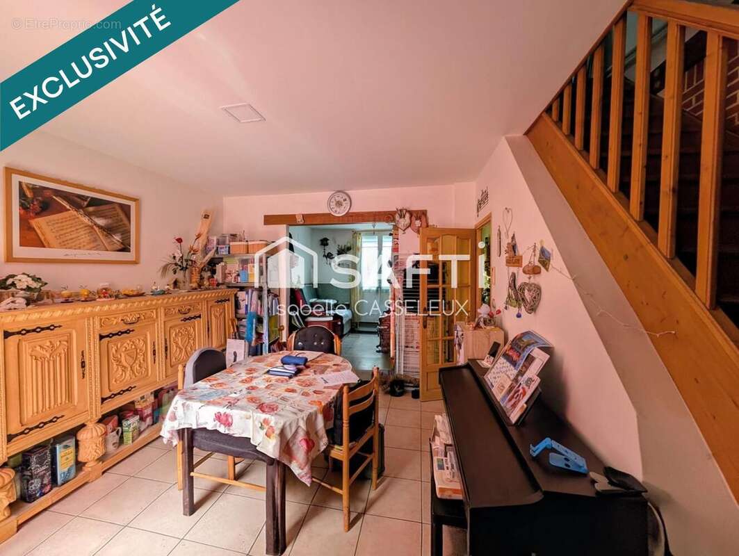 Maison 94 m² à Saint-Quentin  - photo 3